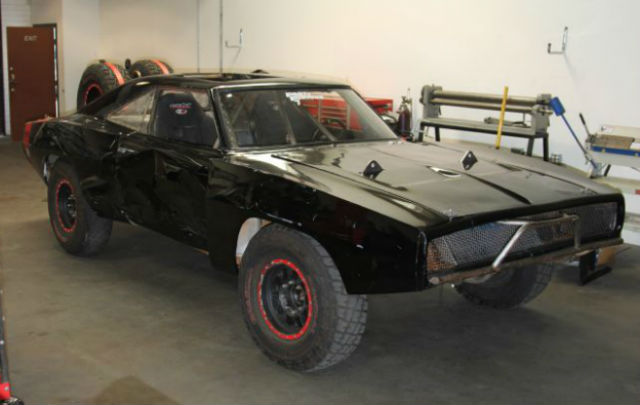 Di Balik Dodge Charger 1970 Off-Road “Furious 7”