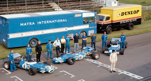 Jackie Stewart: Orang Pertama yang Semburkan Champagne di F1  