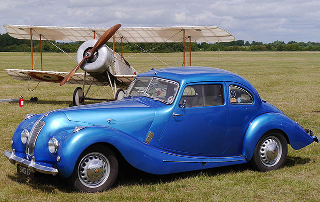 Klasik & Langka: Bristol 400 1947  