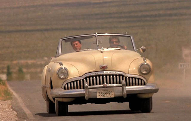 Buick Roadmaster Eks Film 'Rain Man' Dilelang  