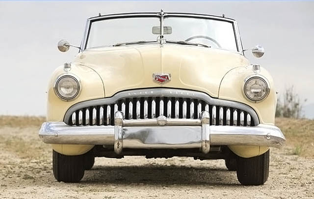 Buick Roadmaster Eks Film 'Rain Man' Dilelang  