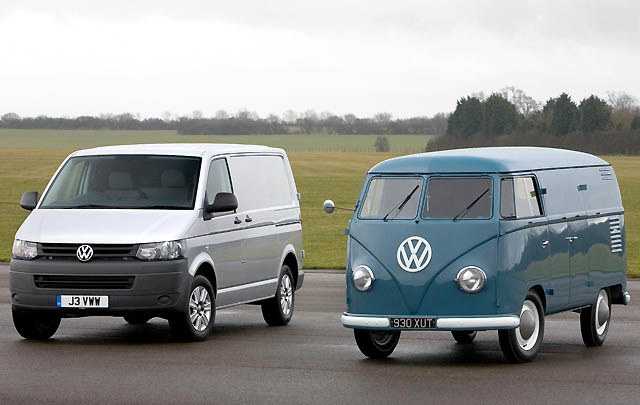 2015, VW Transporter Rayakan 65 Tahun Eksistensinya  