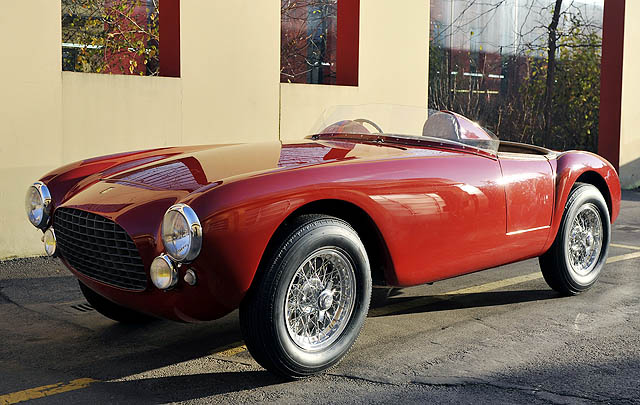 Uniknya Ferrari 212 Export Vignale 'Barchetta Style'  