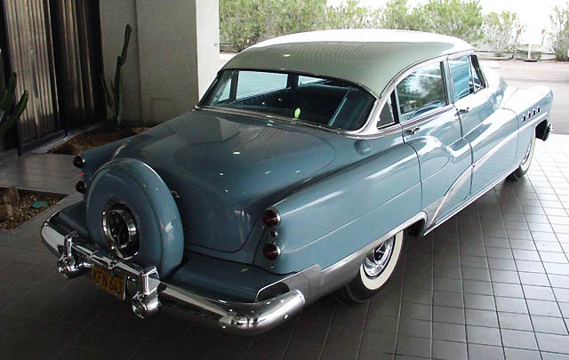 Buick Roadmaster Eks Howard Hughes Siap Dilelang  