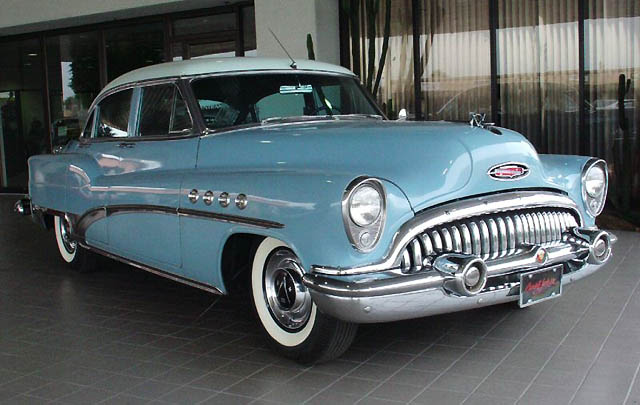 Buick Roadmaster Eks Howard Hughes Siap Dilelang  