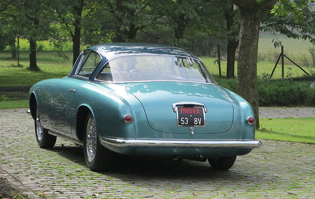 Fiat 8V Vignale Langka Dilelang di Amelia Island  