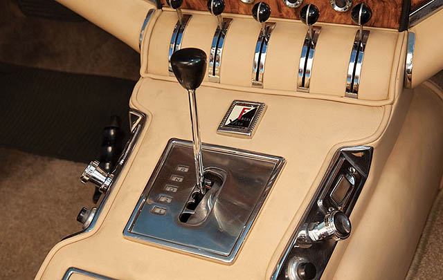 Facel Vega Facel II Super Langka Siap Dilelang  