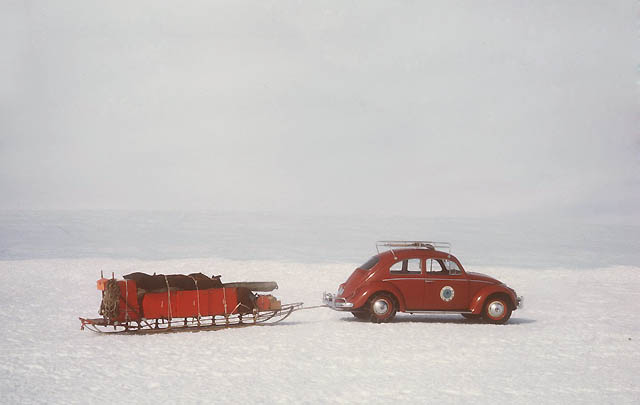 Inilah Mobil Produksi Pertama yang Menjelajah Antartika (Video)  