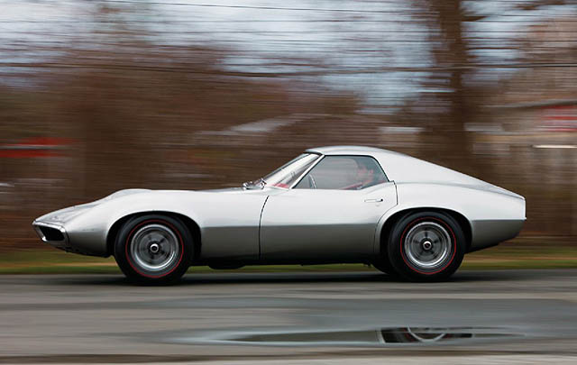 Mobil Konsep Ikonik Pontiac Banshee 1964 Dilelang  