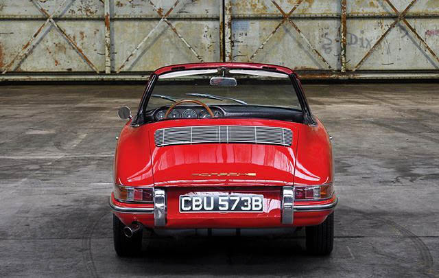 Porsche 911 Cabriolet Pertama Segera Dilelang  