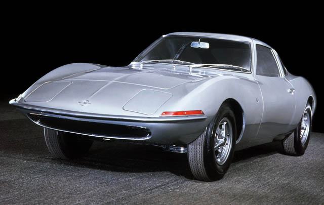 Opel GT 1965: 'Baby Corvette' yang Fenomenal  