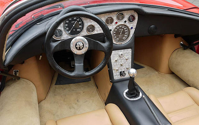 Alfa Romeo Tipo 33 Stradale Super Langka Siap Dilelang  
