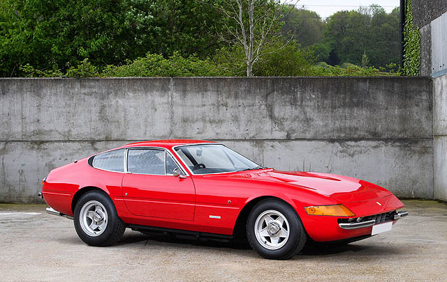 Ferrari Daytona Eks Elton John Siap Dilelang