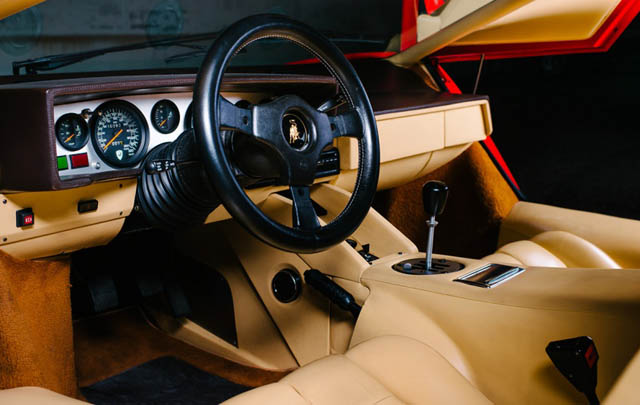 Lamborghini Countach LP500S Langka Segera Dilelang