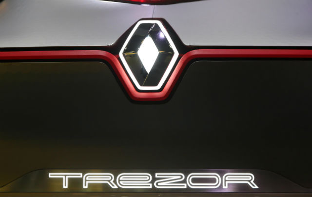 FIRST LOOK | Renault Trezor Concept: “Romantic Fantasy”  