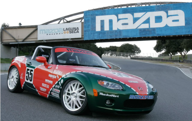 Mazda MX-5 Miata: 25 Tahun Jadi Sportscar Favorit  Dunia  