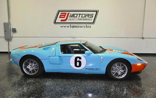 Baru 11 Mil, Ford GT Heritage Langka Ini Dijual  