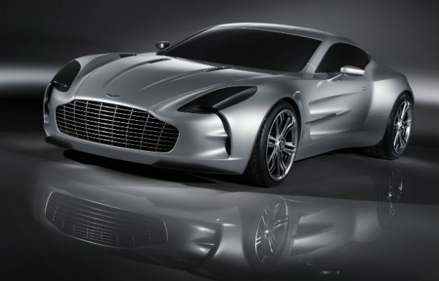 17.590 Aston Martin Ditarik Gara-gara Komponen Palsu  