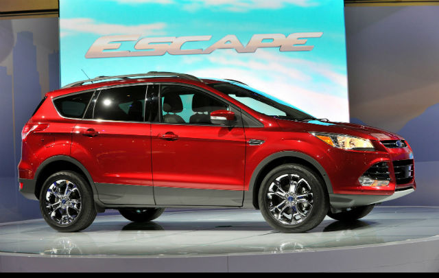 Ford Motor Kembali Kandangkan Escape  