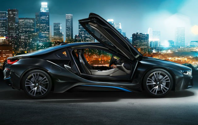 BMW i8, Sang Fenomena  