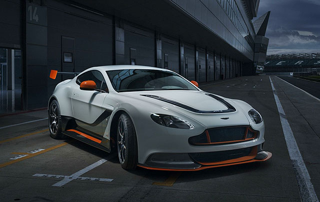 Edisi Khusus Aston Martin Vantage GT3 Siap Debut di Geneva  