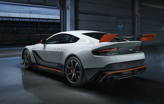 Edisi Khusus Aston Martin Vantage GT3 Siap Debut di Geneva  