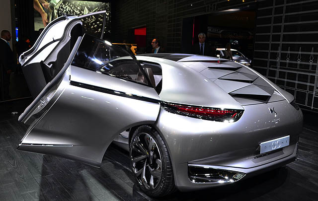 DS Divine Concept Debut Perdana di Paris Motor Show 2014  