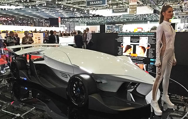 ED Torq, Mobil Balap yang Bisa Melaju Sendiri  
