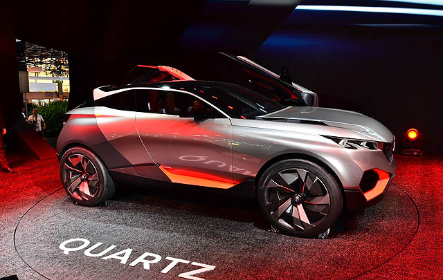 Uniknya Peugeot Quartz Concept di Paris Motor Show 2014  