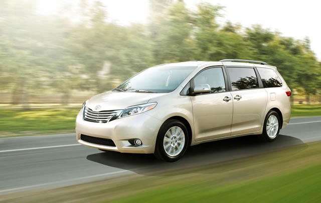 Toyota Sienna 2015 Resmi Diluncurkan  