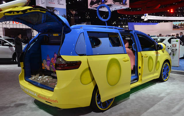 Toyota Hadirkan Sienna 'SpongeBob' di LA Auto Show 2014  