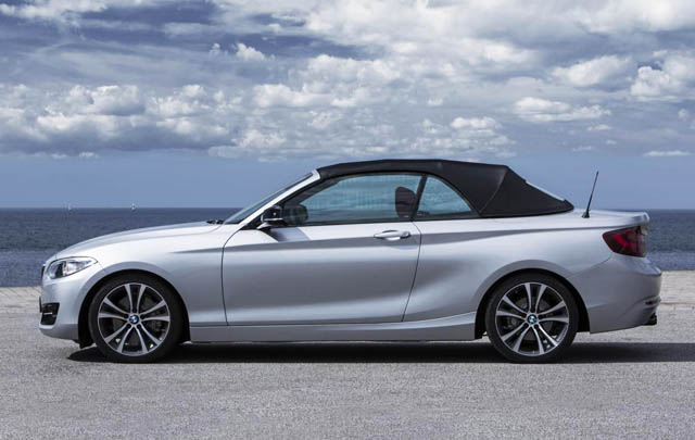 BMW Hadirkan 2-Series Convertible di Paris Motor Show 2014  