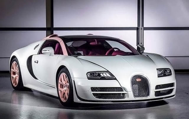 Mewahnya Nuansa 'Pink' Bugatti Veyron Cristal Edition  