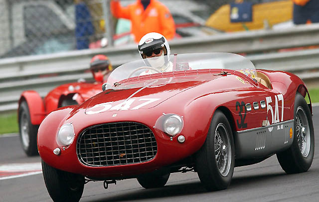 Mobil Ferrari Bersejarah Ramaikan Goodwood Revival 2015  