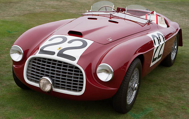 Mobil Ferrari Bersejarah Ramaikan Goodwood Revival 2015  