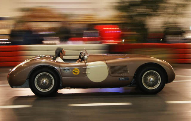 London Classic Car Show 2015 Dibuka  