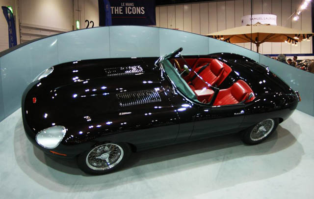 London Classic Car Show 2015 Dibuka  