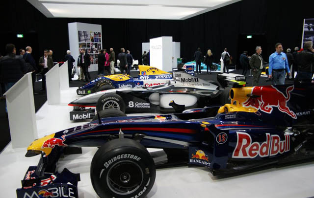 London Classic Car Show 2015 Dibuka  