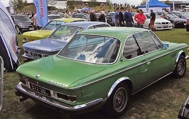 Ribuan Mobil dari 120 Klub 'Banjiri' Silverstone Classics 2015  