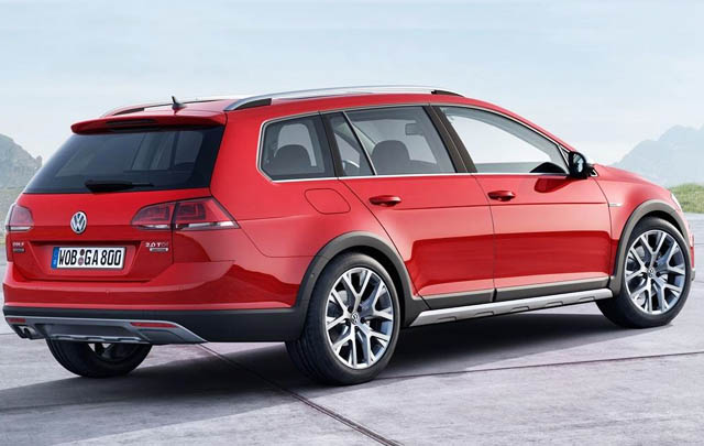 VW Golf Alltrack Siap Debut di Paris Motor Show 2014  