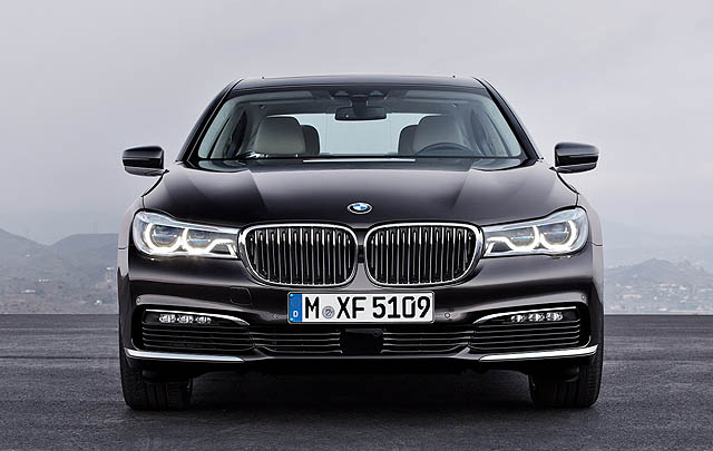 BMW Seri 7 Terbaru Resmi Diluncurkan  