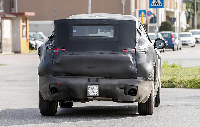 Alfa Romeo Stelvio SUV Siap Debut di Los Angeles Show 2016