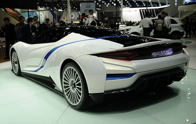 BAIC Arcfox-7, Supercar Futuristik Tampil di Beijing Auto Show 2016  