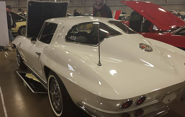 Koleksi 40 Corvette Klasik Siap Dilelang  