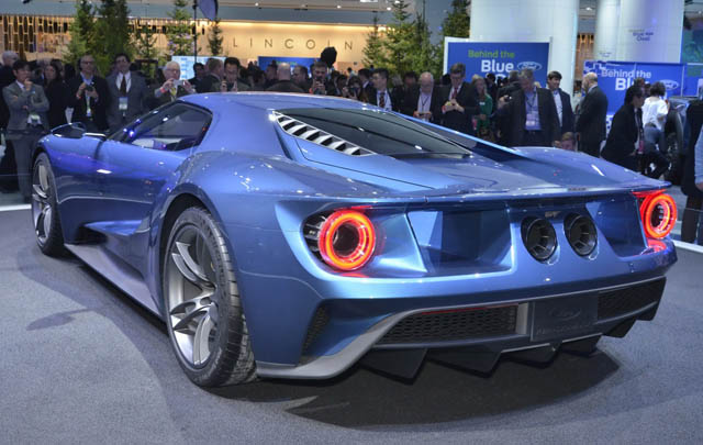 Ford GT Terbaru Debut di Detroit Motor Show 2015  