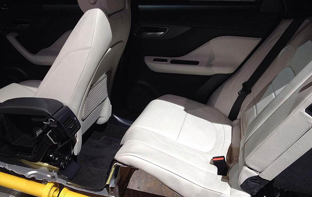 Jaguar F-Pace Versi Produksi Rilis di Frankfurt Motor Show 2015