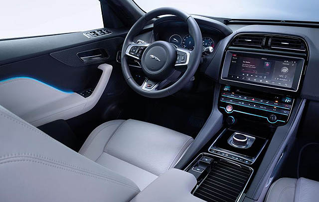 Jaguar F-Pace Versi Produksi Rilis di Frankfurt Motor Show 2015