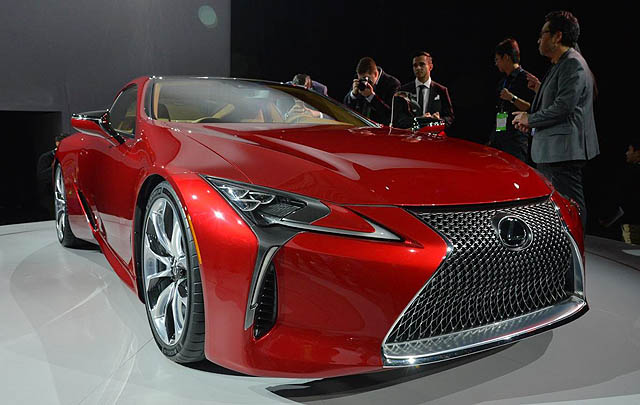 Lexus LC500 Debut di Detroit Motor Show 2016