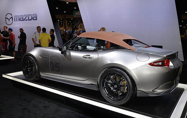 Mazda MX-5 Spyder dan MX-5 Speedster Debut di SEMA Show