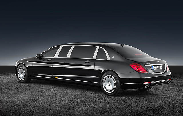 Mewah Berlapis Baja, Inilah Mercedes-Maybach S600 Pullman Guard  